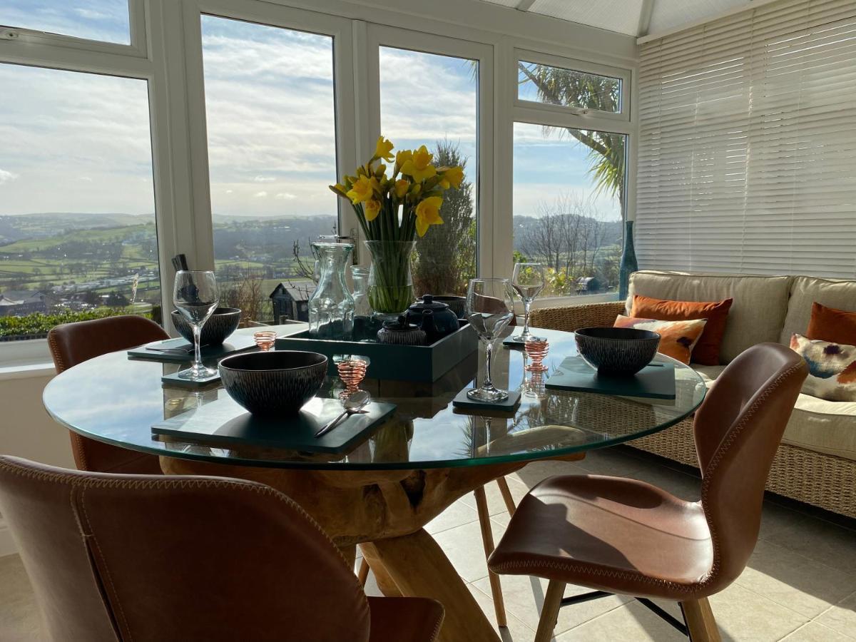 Villa Llandudno Boutique Style Seaside Retreat With Stunning Views Rhôs-on-Sea Esterno foto